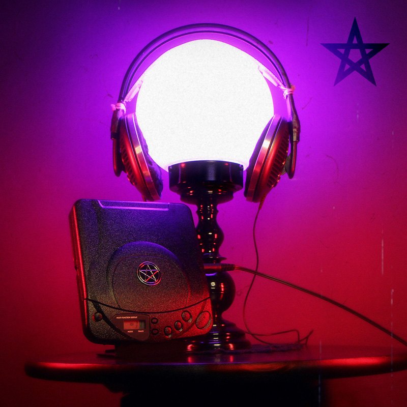 CD-Player_Headphones_Light_800px